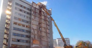 Демонтаж многоэтажного дома Новокубанск, цена от 3604 руб.